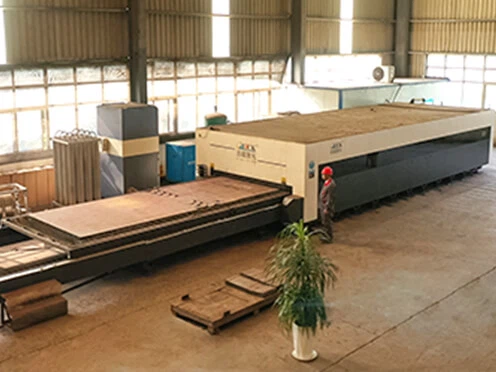 Double Teeth Roll Crusher Laser Cutting Machine Double Teeth Roll Crusher Laser Cutting Machine